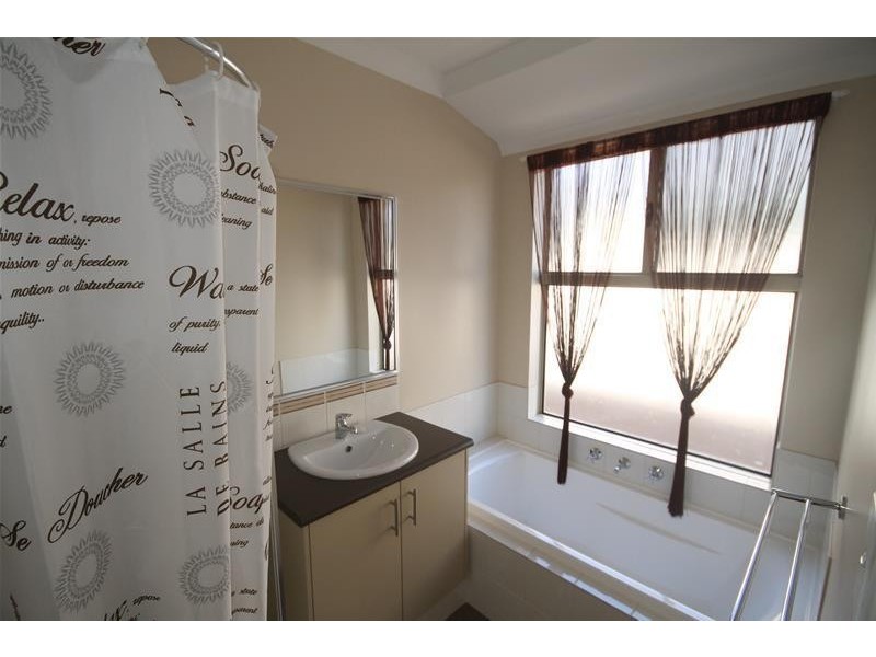 219 Wungong Road, Brookdale WA 6112