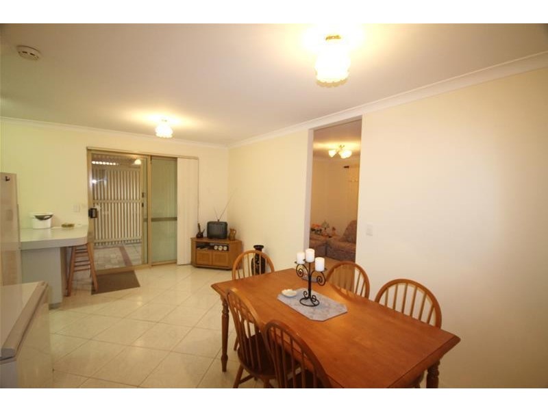 22 Emperor Close, Seville Grove WA 6112