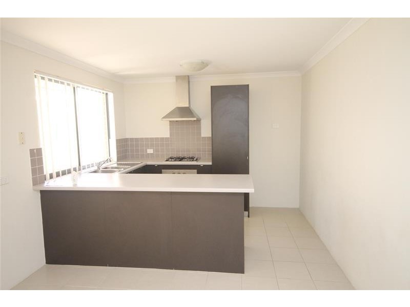 6/37 Sixth Road, Armadale WA 6112