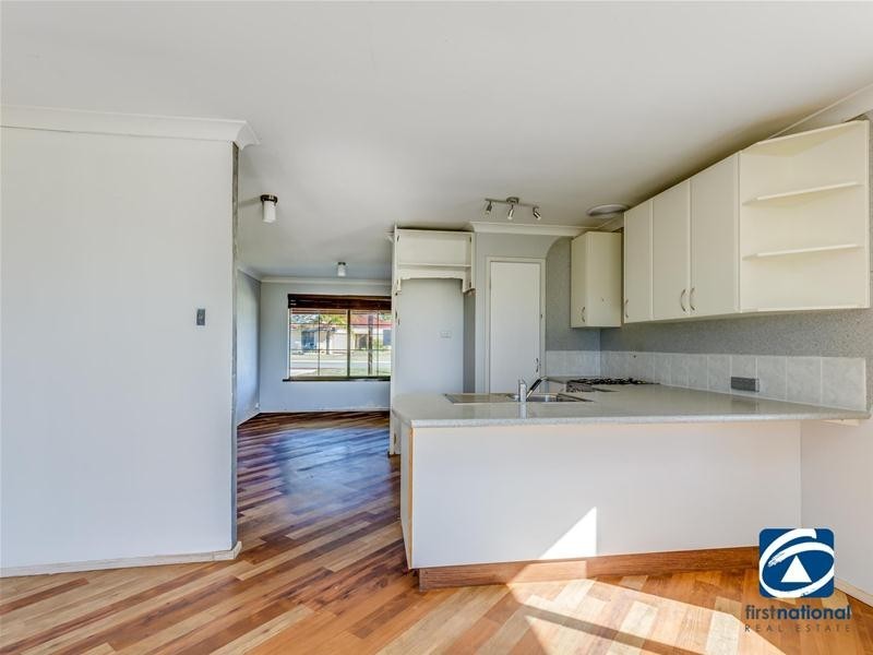 4 Magpie Place, Gosnells WA 6110