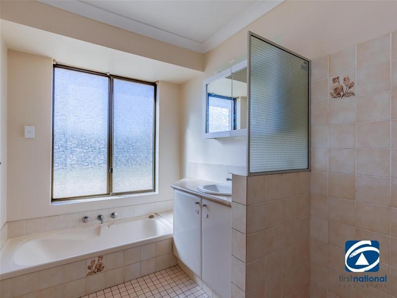 4 Magpie Place, Gosnells WA 6110