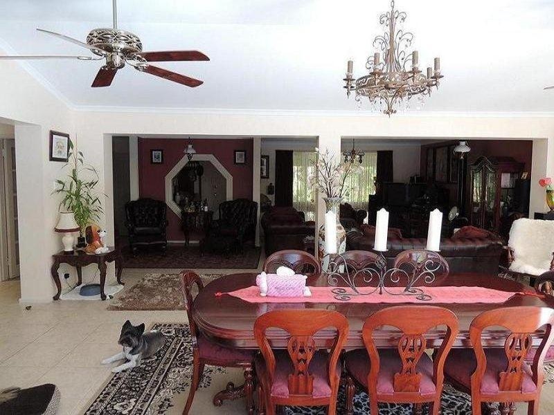 38 Hall Road, Roleystone WA 6111