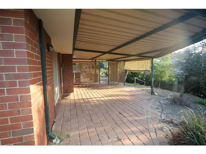 46 Amethyst Crescent, Mount Richon WA 6112