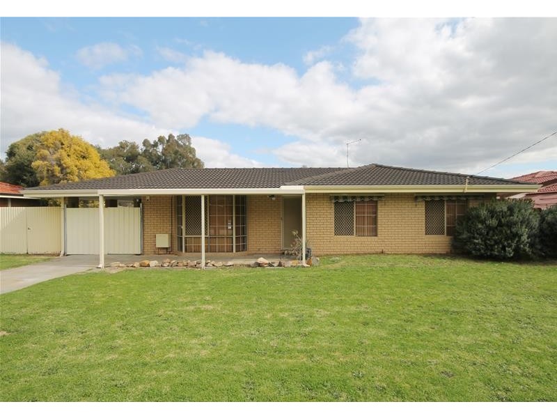 35 Wilcannia Way, Armadale WA 6112