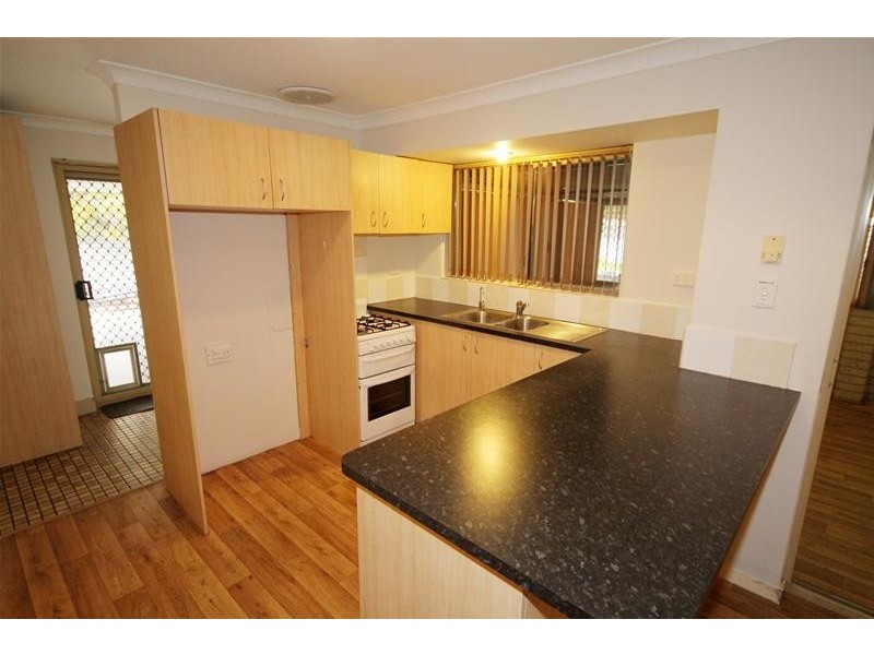 35 Wilcannia Way, Armadale WA 6112