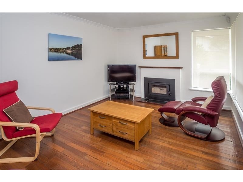 7 Ellen Street, Mount Nasura WA 6112