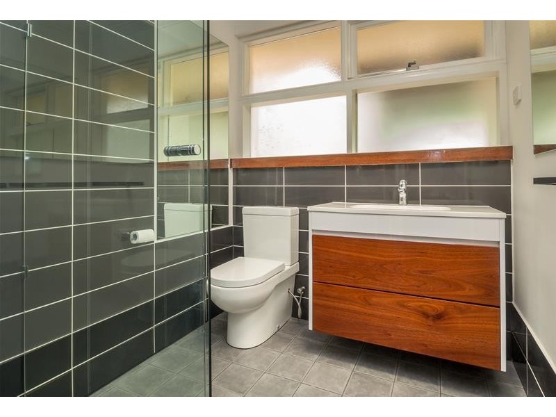 7 Ellen Street, Mount Nasura WA 6112