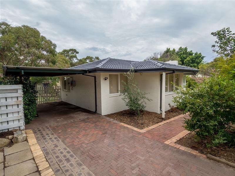 7 Ellen Street, Mount Nasura WA 6112