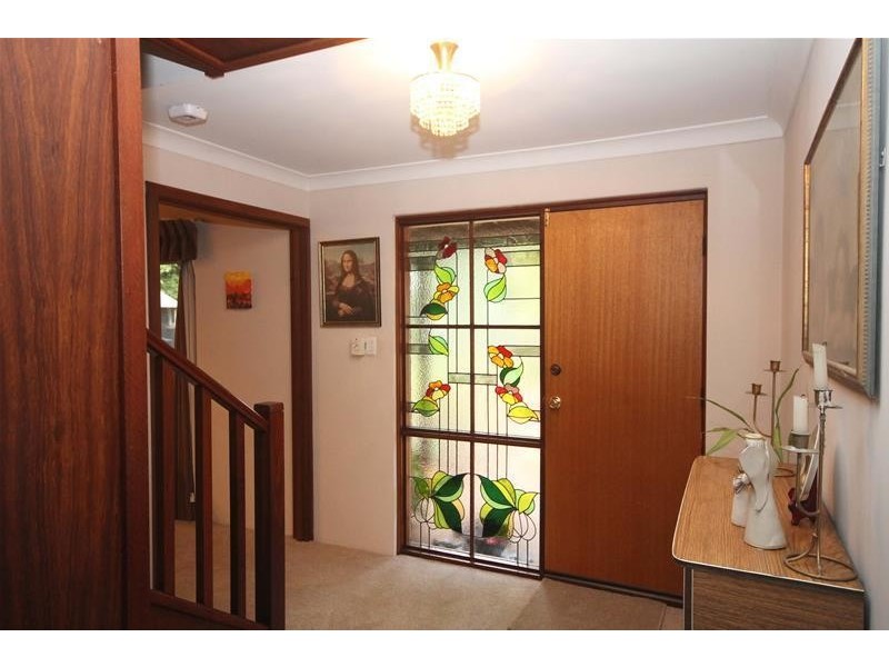 15 Vista Grove, Mount Nasura WA 6112