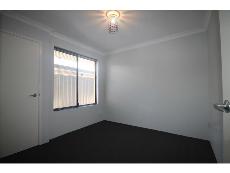 36 Ernest Way, Hilbert WA 6112