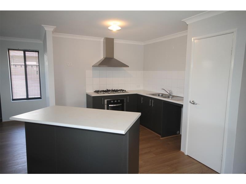 36 Ernest Way, Hilbert WA 6112