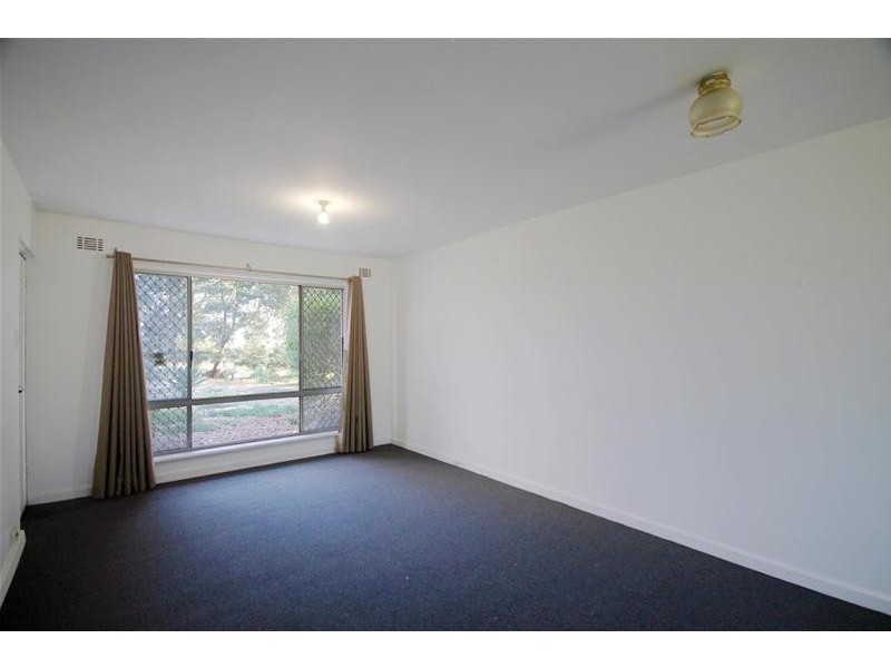 4/5 Fourth Road, Armadale WA 6112