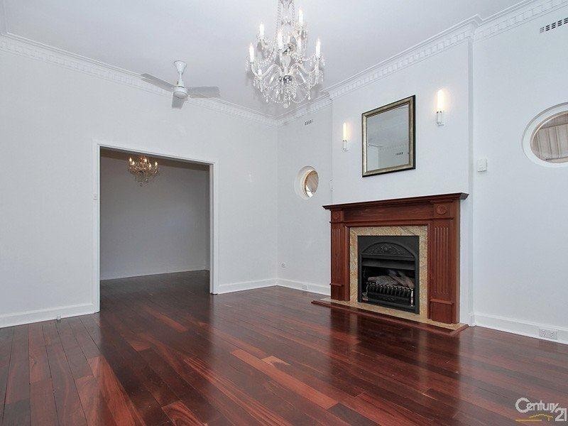 90 South Western Highway, Mount Richon WA 6112