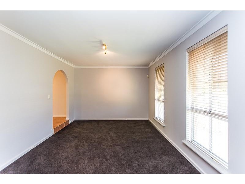 7 Romney Way, Parkwood WA 6147