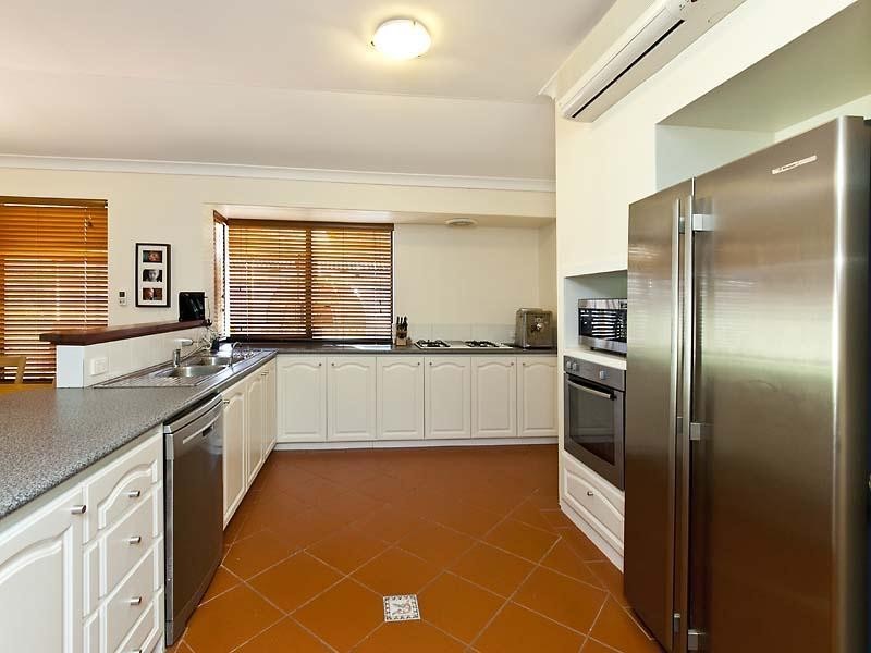 7 Bolger Gardens, Kelmscott WA 6111