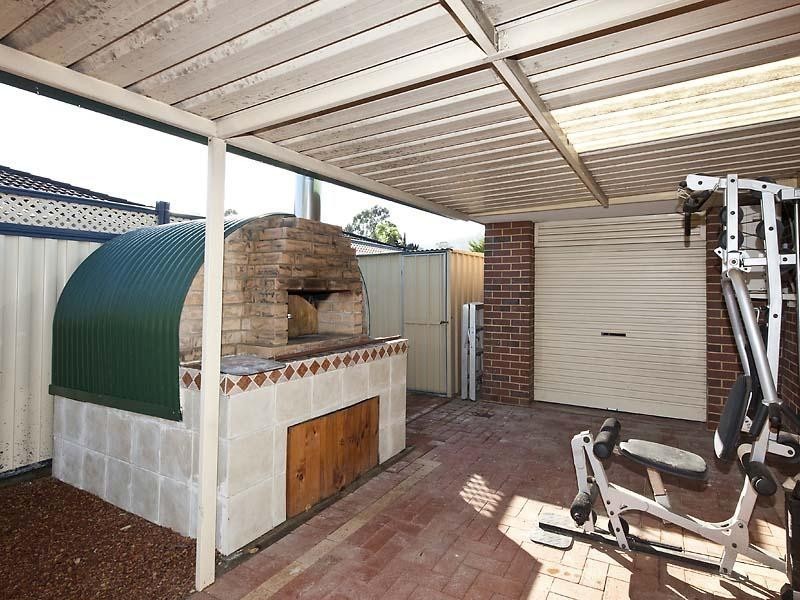 7 Bolger Gardens, Kelmscott WA 6111
