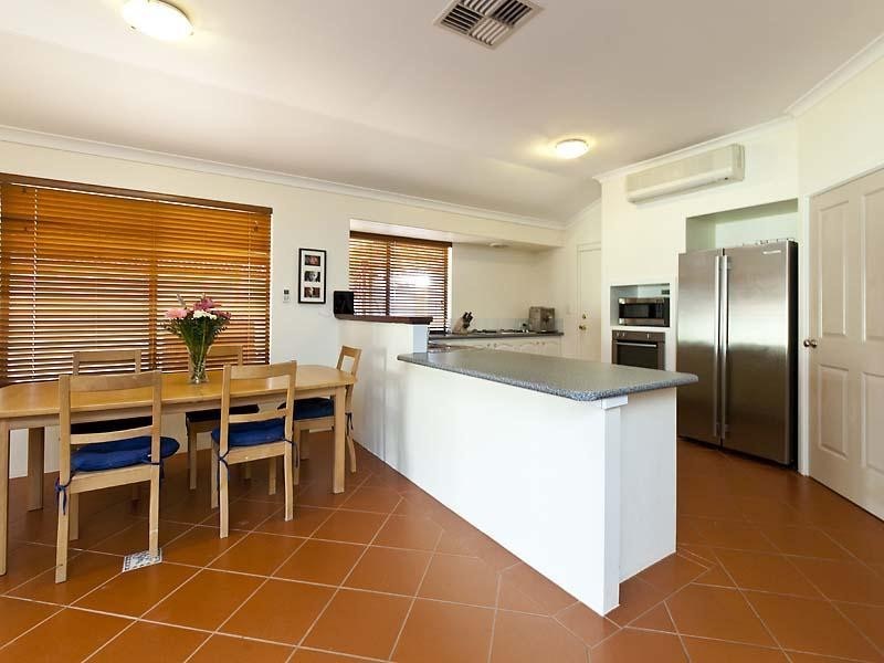 7 Bolger Gardens, Kelmscott WA 6111