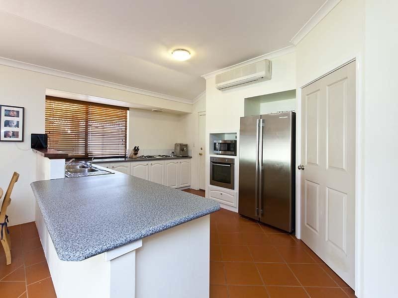 7 Bolger Gardens, Kelmscott WA 6111