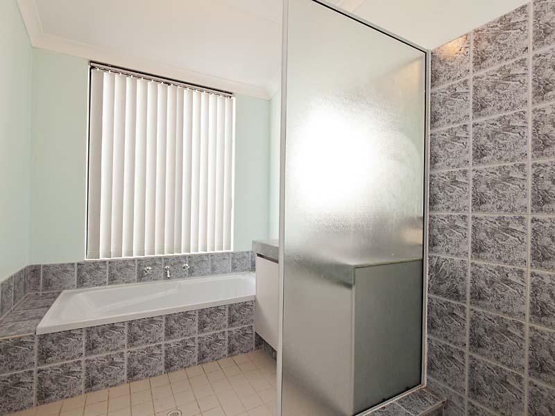 7 Bolger Gardens, Kelmscott WA 6111