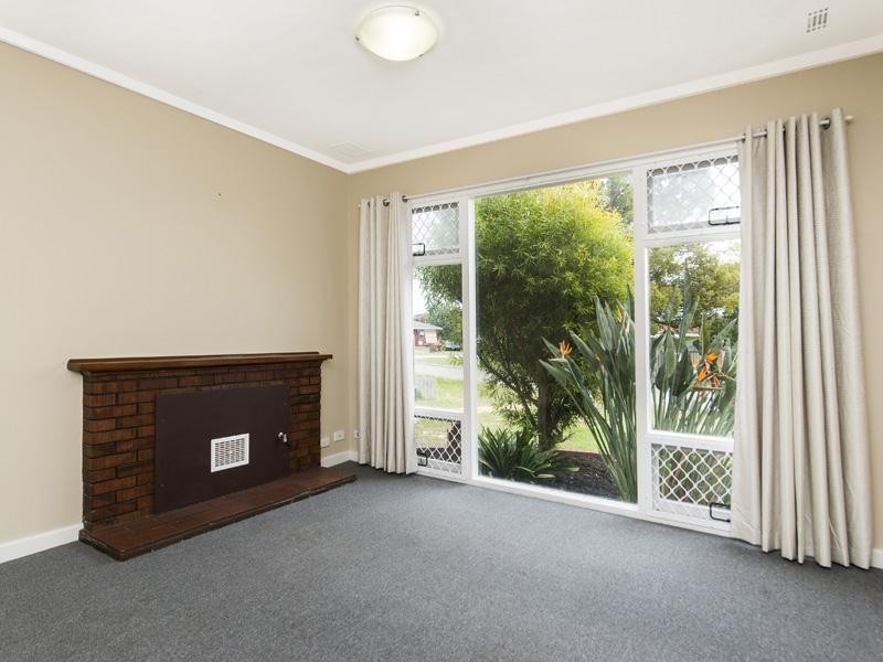 3 Winchester Road, Armadale WA 6112