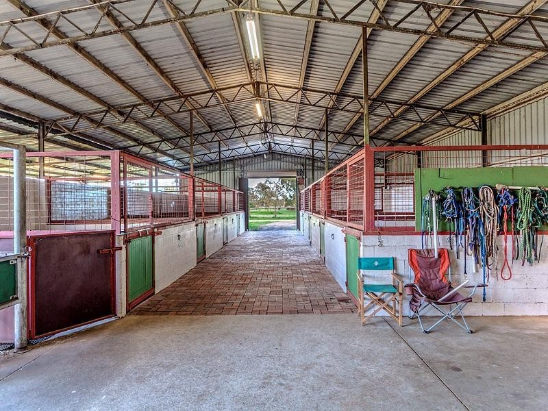 69 Punrak Road, Serpentine WA 6125