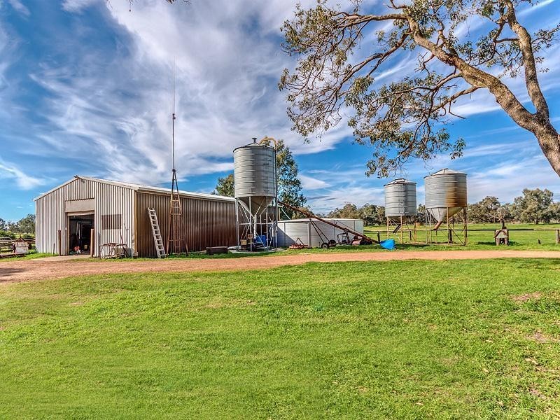 69 Punrak Road, Serpentine WA 6125