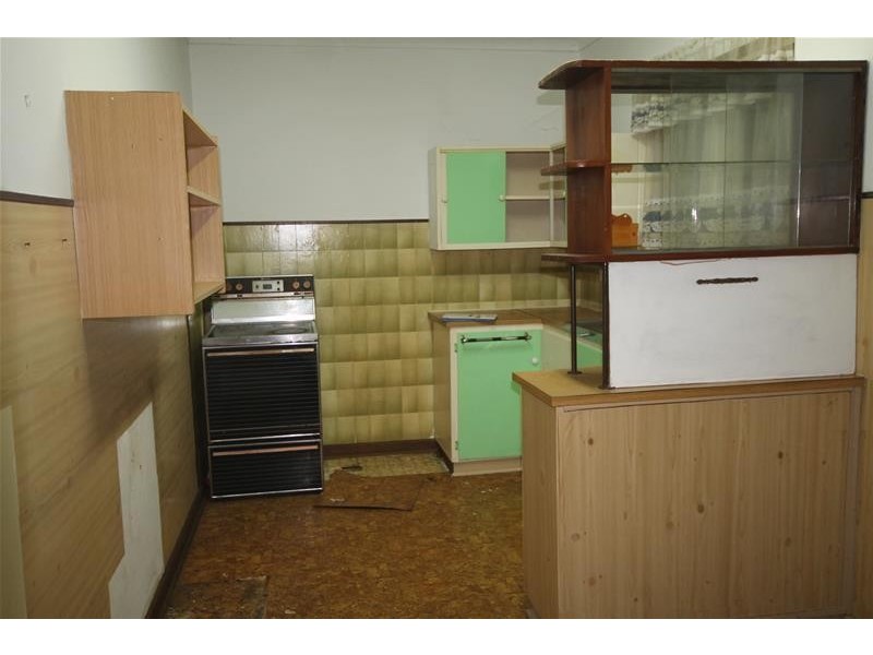 3214 Albany Highway, Mount Nasura WA 6112