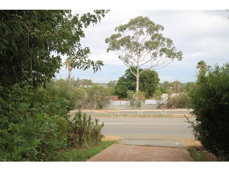 3214 Albany Highway, Mount Nasura WA 6112