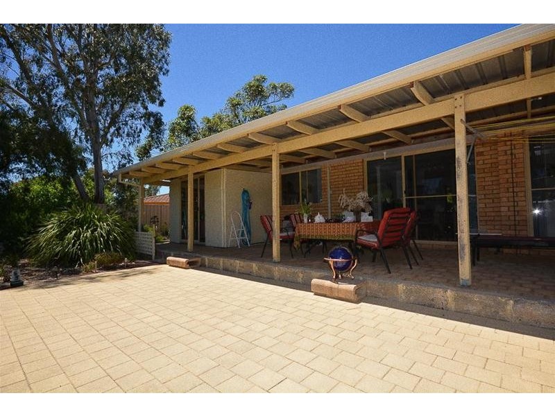 4 Bobtail Close, Brookdale WA 6112