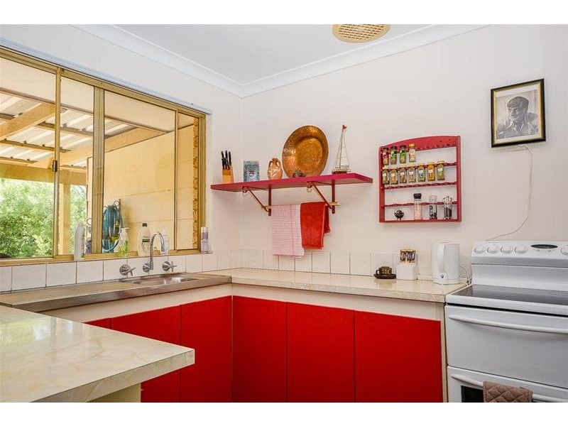 4 Bobtail Close, Brookdale WA 6112