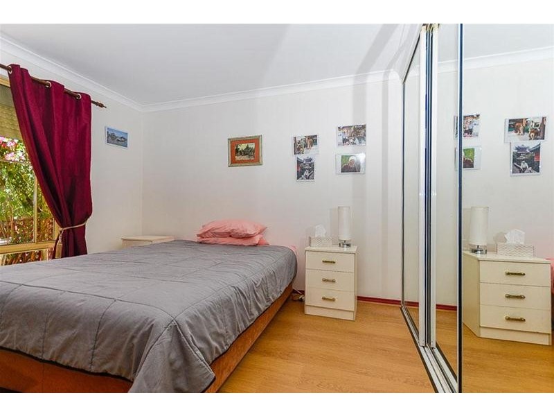 4 Bobtail Close, Brookdale WA 6112