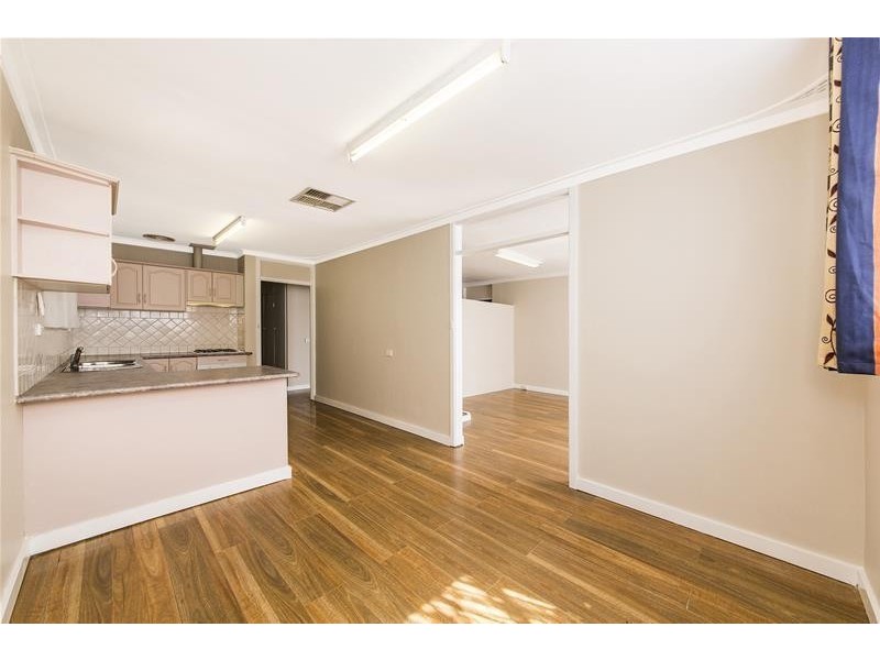 9 Oscar Street, Armadale WA 6112