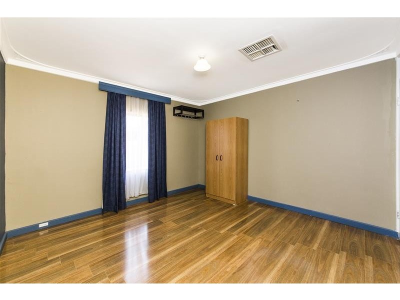 9 Oscar Street, Armadale WA 6112