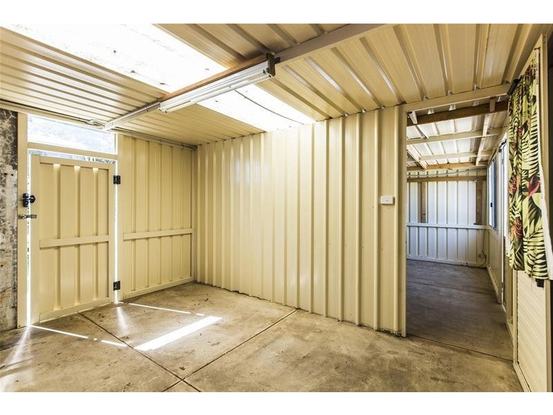 9 Oscar Street, Armadale WA 6112