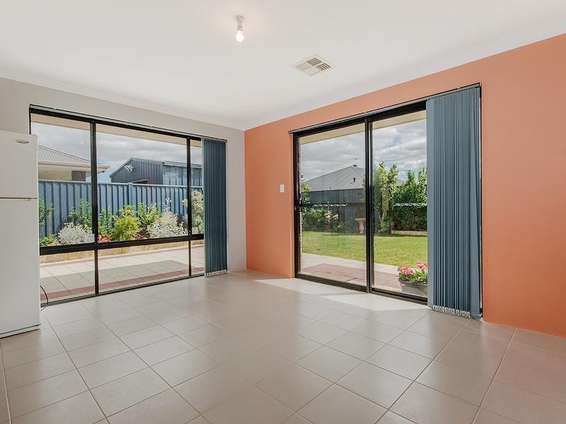 48 Plaistowe Boulevard, Byford WA 6122