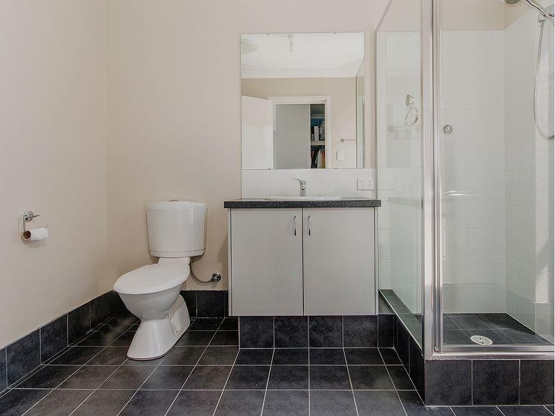 48 Plaistowe Boulevard, Byford WA 6122