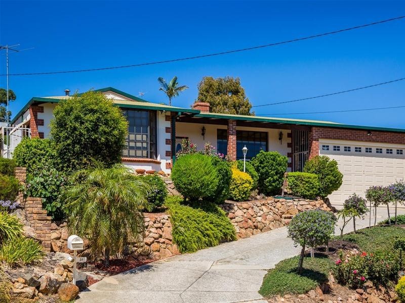 31 Onyx Road, Mount Richon WA 6112