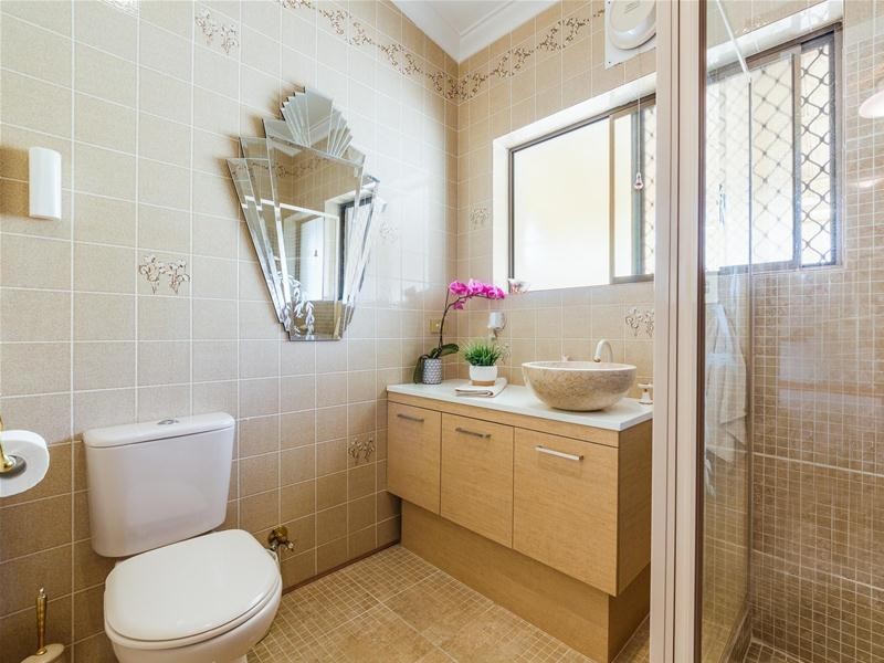 31 Onyx Road, Mount Richon WA 6112