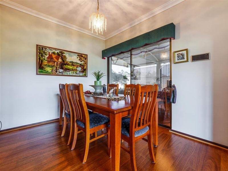 31 Onyx Road, Mount Richon WA 6112