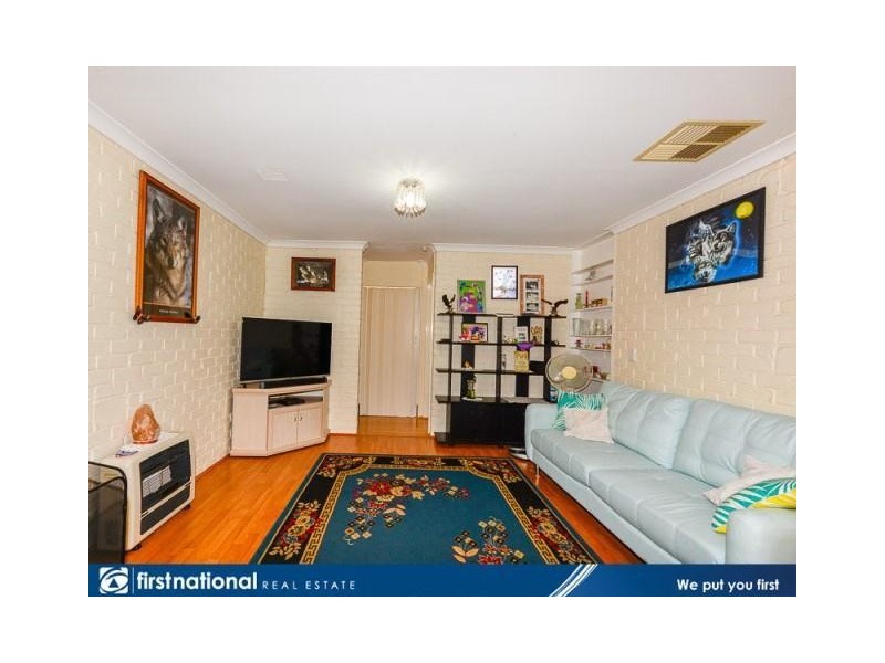 13 Skua Grove, Seville Grove WA 6112