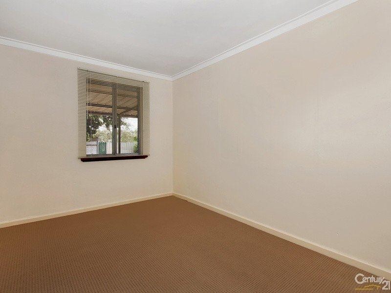 17 Glenhurst Court, Camillo WA 6111