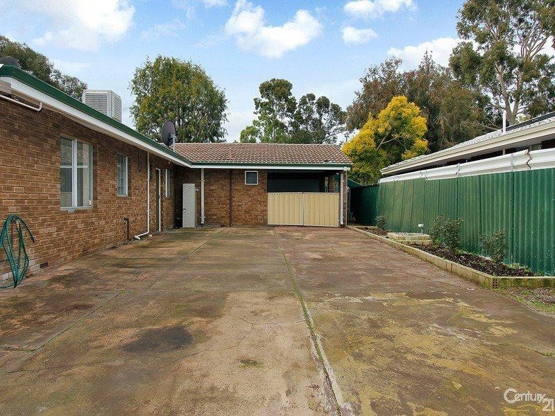 17 Glenhurst Court, Camillo WA 6111