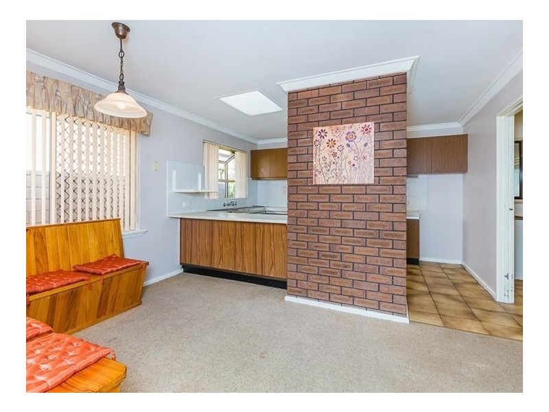 18 Clarence Road, Armadale WA 6112