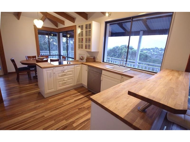 7 Jasper Place, Mount Richon WA 6112