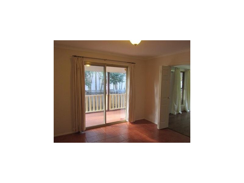 35 Kardinia Street, Macleay Island QLD 4184