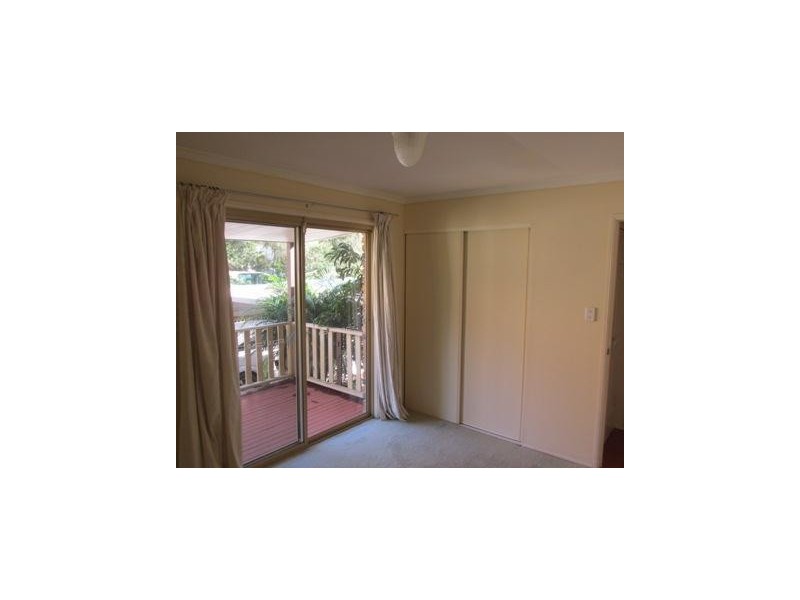 35 Kardinia Street, Macleay Island QLD 4184