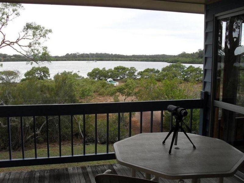 2 Hilda Crescent, Macleay Island QLD 4184