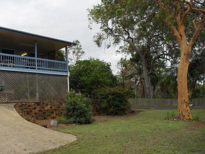 2 Hilda Crescent, Macleay Island QLD 4184