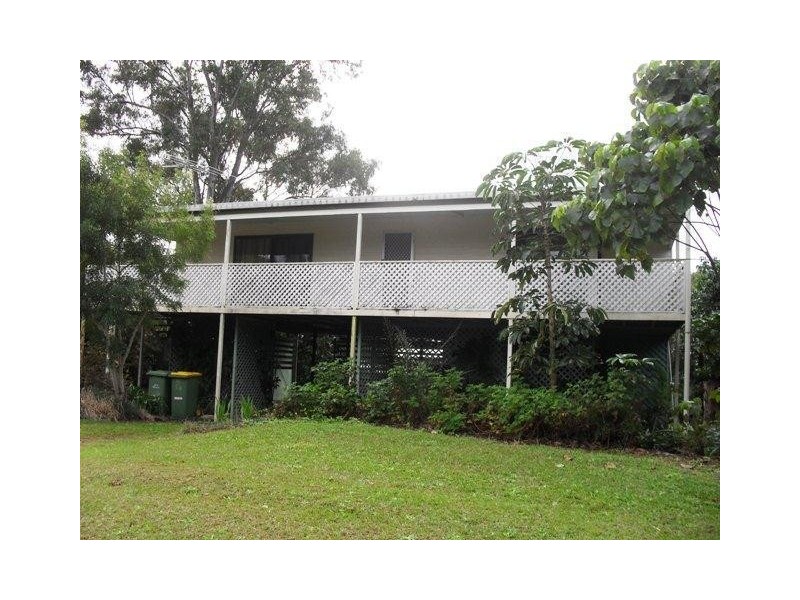 39 Western Road, Macleay Island QLD 4184
