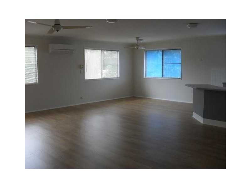 39 Western Road, Macleay Island QLD 4184